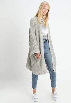 Cream Sally - Cardigan