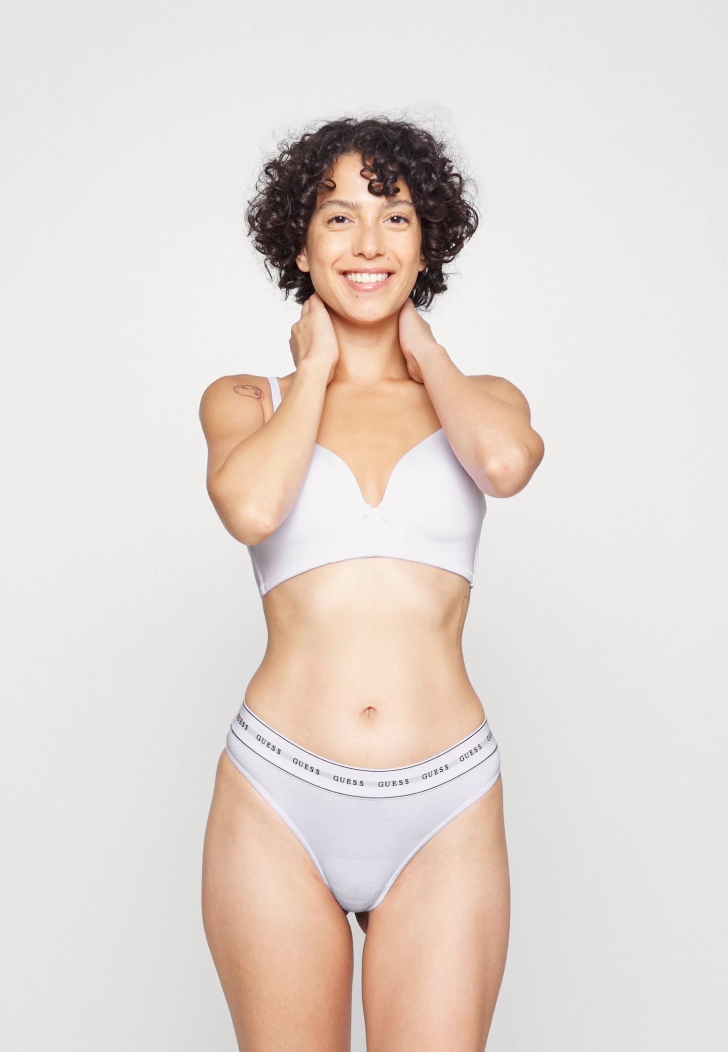 Guess Carrie - Thong 2 Guess Carrie - Thong - Image 2