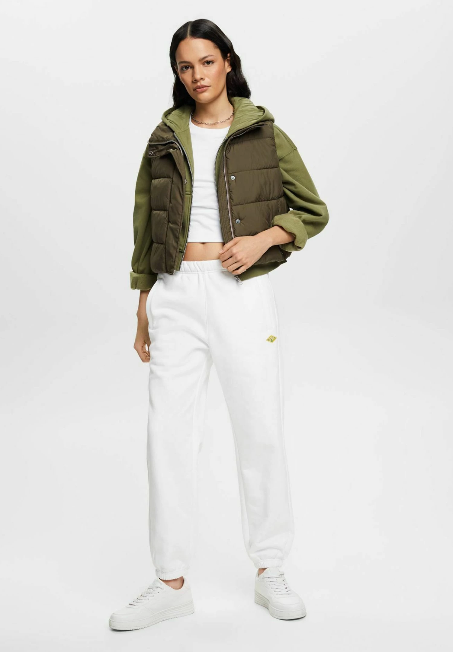 ESPRIT Cropped Mit Reissverschluss Und Logoprint Hinten - Zip-Up Sweatshirt 2 ESPRIT Cropped Mit Reissverschluss Und Logoprint Hinten - Zip-Up Sweatshirt - Image 2