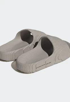 Adidas Originals Adilette 22 Unisex - Pool Slides - Light Brown/Light Brown/Core Black -Ladies Clothing Shop 473fa770770c4af39e594c1523c07a5f