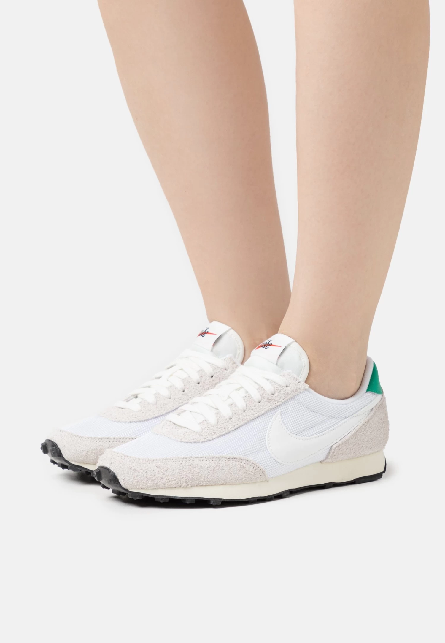 Nike Sportswear Dbreak Vntg - Trainers - Stadium Green/Summit White/Black-Team Orange-Sail 1 Nike Sportswear Dbreak Vntg - Trainers - Stadium Green/Summit White/Black-Team Orange-Sail
