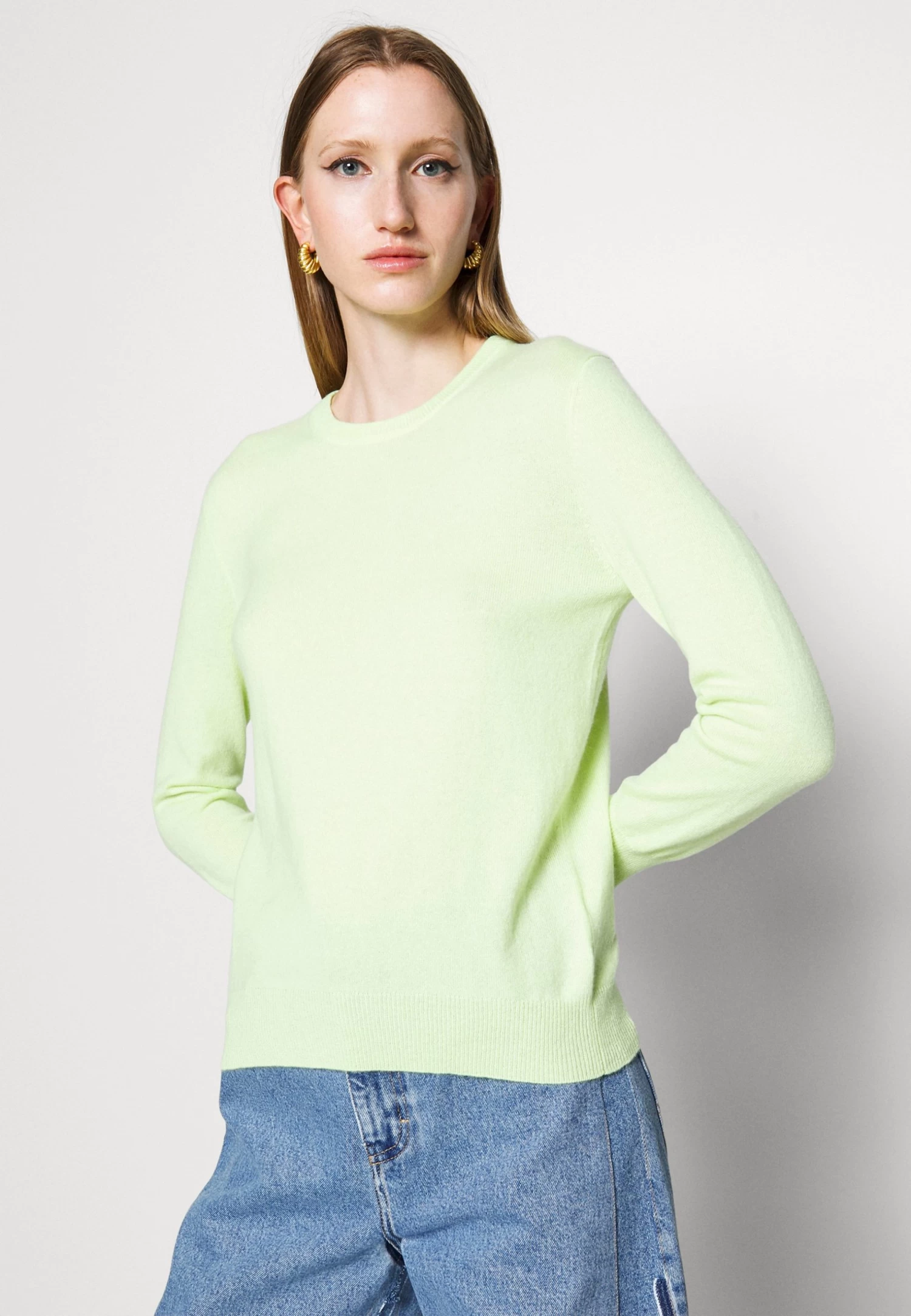 Classic Crew Neck- Jumper - Light Green 4 Classic Crew Neck- Jumper - Light Green - Image 4