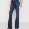MOTHER The Weekender Fray - Bootcut Jeans