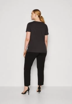 ONLY CARMAKOMA Carstones Tee - Print T-Shirt - Black 8 ONLY CARMAKOMA Carstones Tee - Print T-Shirt - Black -Ladies Clothing Shop 6a867275323b412f9d6ba45e3f40f301