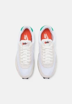 Nike Sportswear Dbreak Vntg - Trainers - Stadium Green/Summit White/Black-Team Orange-Sail 11 Nike Sportswear Dbreak Vntg - Trainers - Stadium Green/Summit White/Black-Team Orange-Sail -Ladies Clothing Shop 79e7c0e0359a404baf081f377a7077ba