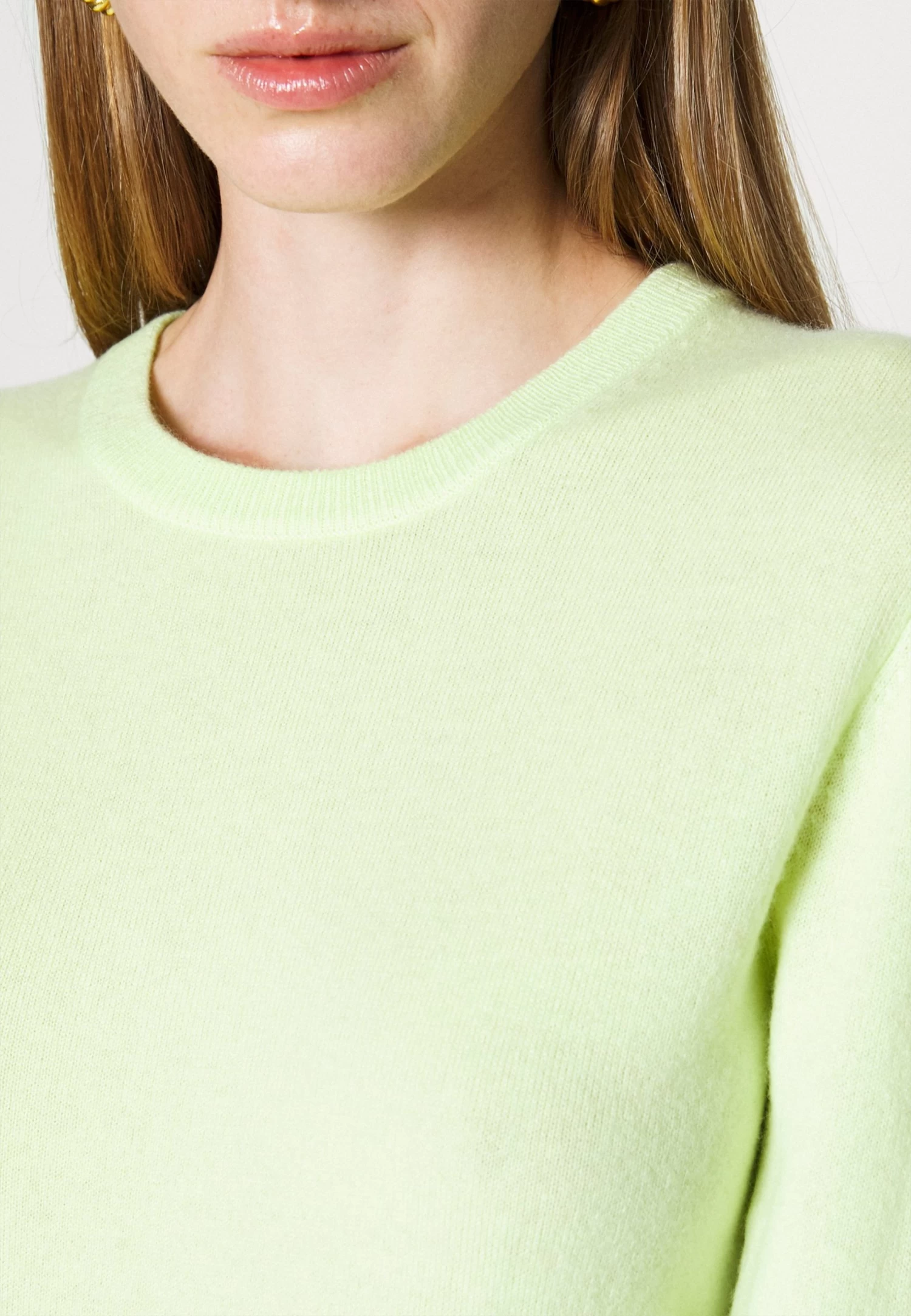 Classic Crew Neck- Jumper - Light Green 6 Classic Crew Neck- Jumper - Light Green - Image 6