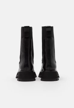 3.1 Phillip Lim Kate Lug Sole Combat Boot - Platform Boots - Black -Ladies Clothing Shop 9542882027884f71ae643322c2844b12