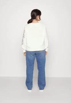 ONLY CARMAKOMA Carjules Wide - Relaxed Fit Jeans - Dark Medium Blue Denim 7 ONLY CARMAKOMA Carjules Wide - Relaxed Fit Jeans - Dark Medium Blue Denim -Ladies Clothing Shop acc2686983bb450ba2e5f4b57e610bc4