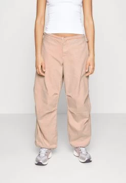 BDG Urban Outfitters Baggy Cargo - Relaxed Fit Jeans - Acid Pink