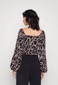 Vero Moda Petite Vmnya Catch - Blouse - Black/Nina 8 Vero Moda Petite Vmnya Catch - Blouse - Black/Nina -Ladies Clothing Shop dfacdb7483614c3a844b900b6b57dac8