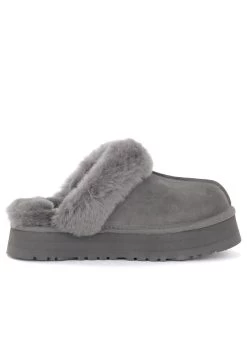 Ugg Disquette - Slippers 9 Ugg Disquette - Slippers -Ladies Clothing Shop e7dda29139084c4a99153f76bf421f03