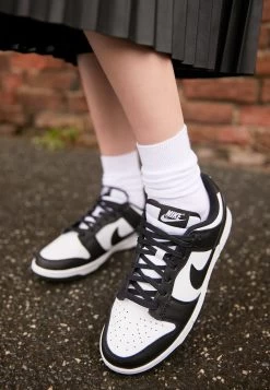 Nike Sportswear Dunk - Trainers -Ladies Clothing Shop e9dcc4a48098423fadd90e9e67495cab